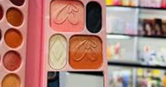 aa beauty plus